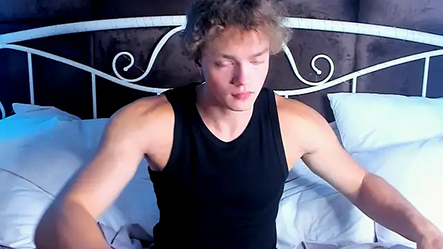 Snapshot of ChaseMuscular chatting on October 9, 2025, 4:13 am ChaseMuscular online show from October 9, 2025, 4:13 am