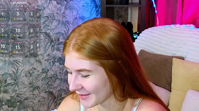JuliaPowers  online show from September 26, 2025, 3:57 am