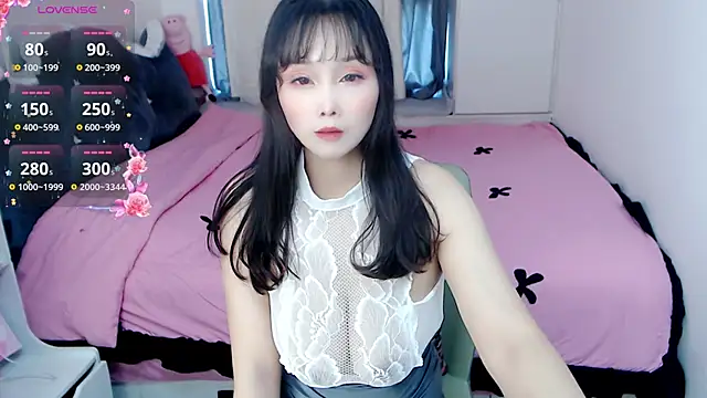 Snapshot of Luer_Luer chatting on September 24, 2025, 6:53 am Luer Luer online show from September 24, 2025, 6:53 am