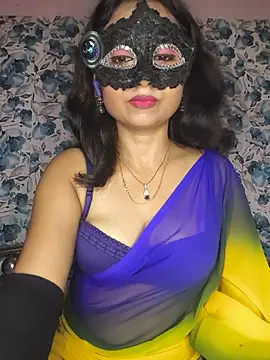 Snapshot of yours_sugar_babe chatting on July 4, 2026, 12:53 pm yours sugar babe online show from July 4, 2026, 12:53 pm