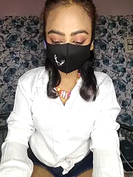 Snapshot of yours_sugar_babe chatting on March 9, 2026, 11:03 am yours sugar babe online show from March 9, 2026, 11:03 am