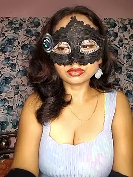 Snapshot of yours_sugar_babe chatting on June 18, 2026, 10:42 am yours sugar babe online show from June 18, 2026, 10:42 am