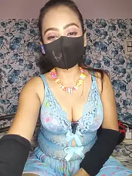 Snapshot of yours_sugar_babe chatting on May 18, 2026, 10:20 am yours sugar babe online show from May 18, 2026, 10:20 am