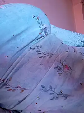 ariya-03 online show from November 18, 2025, 6:17 am