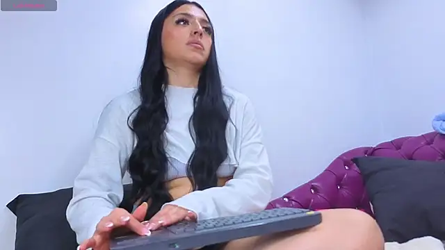 Julieta-Hot online show from October 1, 2025, 1:26 pm