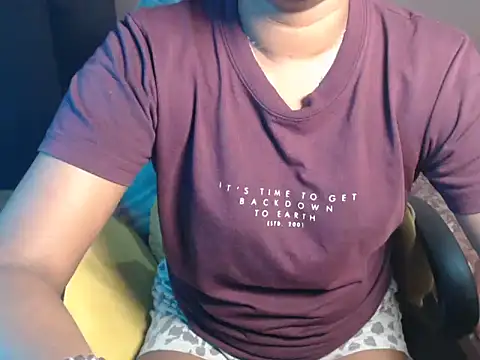 Snapshot of hot_riaa25 chatting on March 22, 2026, 5:58 pm hot riaa25 online show from March 22, 2026, 5:58 pm