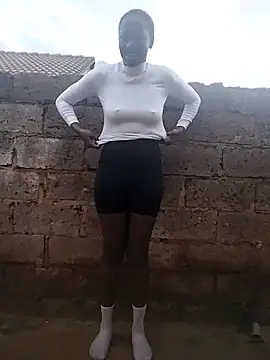 Melanin2002 online show from April 23, 2026, 9:16 am