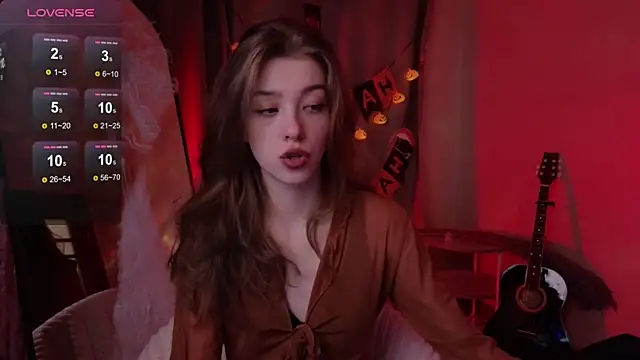 AstraMist online show from October 30, 2025, 4:04 pm