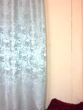 Caramel200410 online show from September 12, 2025, 7:13 pm