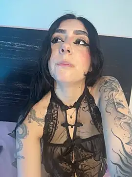 sharlot24 online show from March 14, 2026, 3:12 am