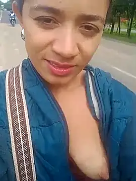 Snapshot of charlotte_dante212 chatting on November 12, 2025, 1:48 pm charlotte dante212 online show from November 12, 2025, 1:48 pm