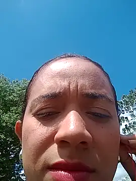 Snapshot of charlotte_dante212 chatting on November 17, 2025, 4:44 pm charlotte dante212 online show from November 17, 2025, 4:44 pm