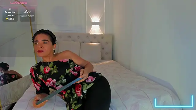 Snapshot of charlotte_dante212 chatting on July 11, 2026, 3:40 am charlotte dante212 online show from July 11, 2026, 3:40 am