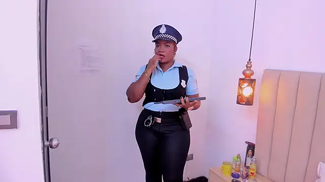 Snapshot of Afrodita_de_amor chatting on October 31, 2025, 11:51 am Afrodita de amor online show from October 31, 2025, 11:51 am