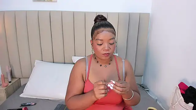 Snapshot of Afrodita_de_amor chatting on November 29, 2025, 11:32 am Afrodita de amor online show from November 29, 2025, 11:32 am