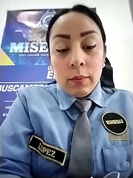 Snapshot of CRISTAL__11 chatting on November 21, 2025, 12:15 pm CRISTAL 11 online show from November 21, 2025, 12:15 pm