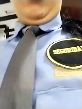 Snapshot of CRISTAL__11 chatting on October 9, 2025, 1:33 pm CRISTAL 11 online show from October 9, 2025, 1:33 pm