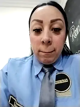 Snapshot of CRISTAL__11 chatting on October 18, 2025, 1:57 pm CRISTAL 11 online show from October 18, 2025, 1:57 pm