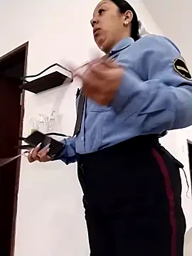 Snapshot of CRISTAL__11 chatting on November 25, 2025, 12:27 pm CRISTAL 11 online show from November 25, 2025, 12:27 pm