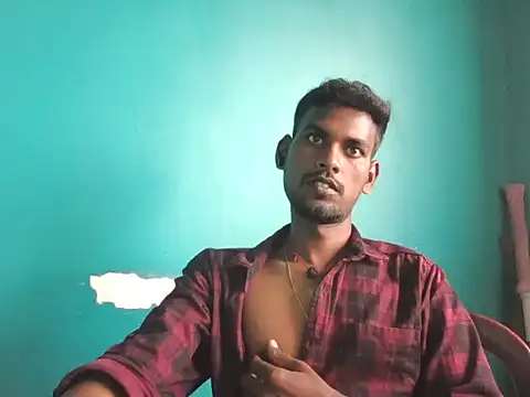 Snapshot of Tamilgud23 chatting on October 23, 2025, 8:35 am Tamilgud23 online show from October 23, 2025, 8:35 am