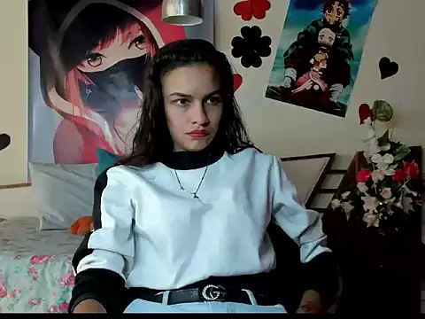 Skylovershot online show from March 11, 2026, 5:51 pm