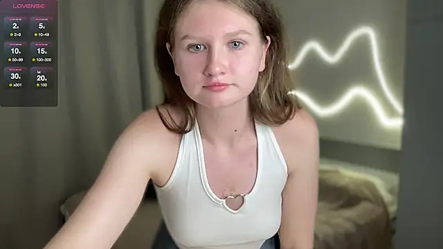 cutykittty online show from October 3, 2025, 7:26 pm