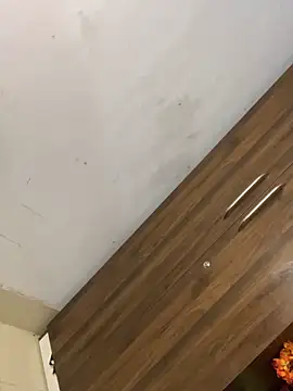 Snapshot of V-Hot-Sweti chatting on October 11, 2025, 5:47 pm V-Hot-Sweti online show from October 11, 2025, 5:47 pm