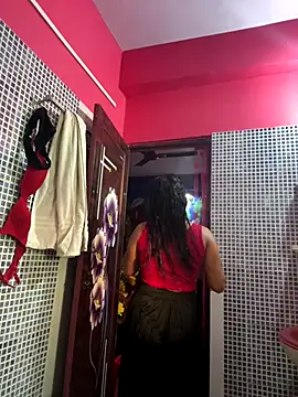 Snapshot of V-Hot-Sweti chatting on November 9, 2025, 10:41 am V-Hot-Sweti online show from November 9, 2025, 10:41 am