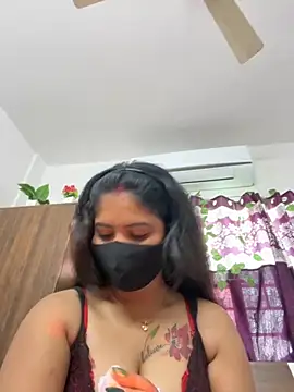 Snapshot of V-Hot-Sweti chatting on October 25, 2025, 6:23 am V-Hot-Sweti online show from October 25, 2025, 6:23 am