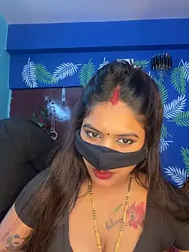 Snapshot of V-Hot-Sweti chatting on March 29, 2026, 5:47 pm V-Hot-Sweti online show from March 29, 2026, 5:47 pm
