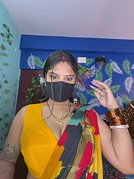 Snapshot of V-Hot-Sweti chatting on April 23, 2026, 5:36 pm V-Hot-Sweti online show from April 23, 2026, 5:36 pm