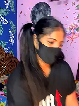 Snapshot of V-Hot-Sweti chatting on November 11, 2025, 3:01 am V-Hot-Sweti online show from November 11, 2025, 3:01 am