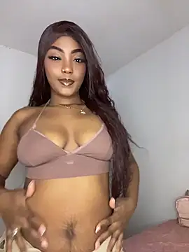 zaracollins01 online show from May 1, 2026, 7:08 pm