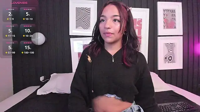 Manelyk evanss  online show from November 16, 2025, 11:26 am