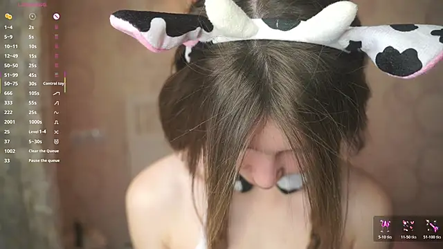 Snapshot of DongMolt chatting on November 23, 2025, 7:57 pm DongMolt online show from November 23, 2025, 7:57 pm