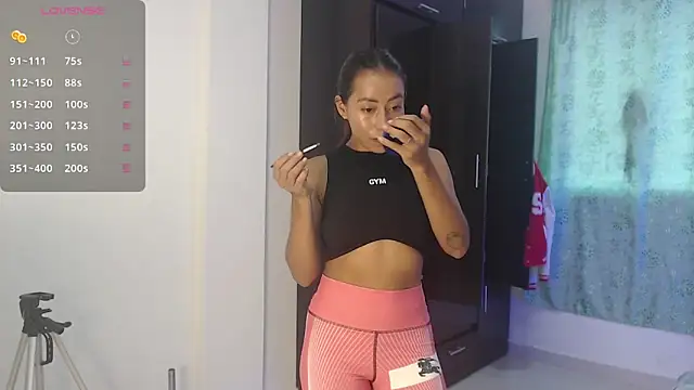 Aprill18  online show from November 13, 2025, 1:15 pm