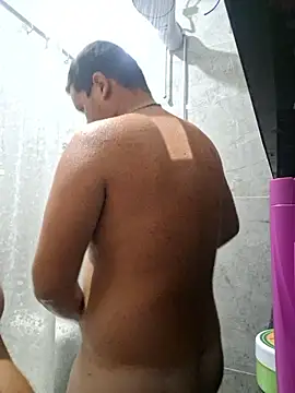 coisasdecasal2727 online show from March 22, 2026, 10:22 pm