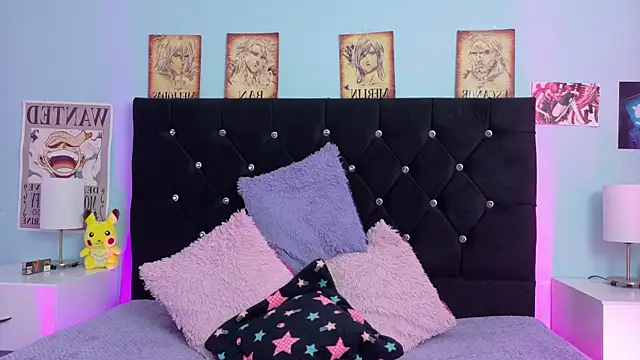 lizz bela1 online show from August 7, 2026, 11:33 pm