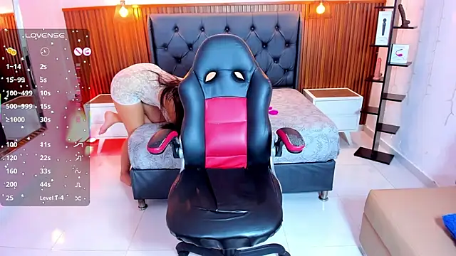 ladymercury1 online show from January 6, 2026, 7:18 pm