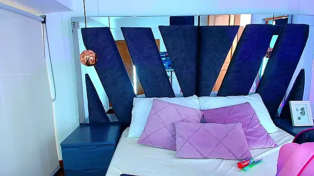 alaska  williams   online show from December 20, 2025, 7:17 pm