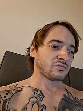 Snapshot of Mr_nightfall chatting on November 4, 2025, 3:10 am Mr nightfall online show from November 4, 2025, 3:10 am