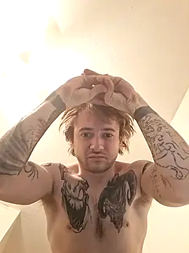 Snapshot of Mr_nightfall chatting on November 15, 2025, 1:20 am Mr nightfall online show from November 15, 2025, 1:20 am