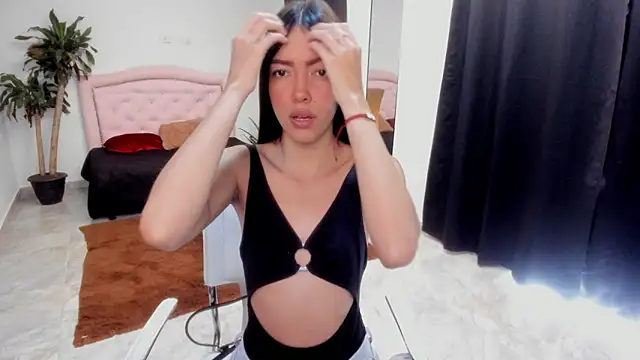 Snapshot of fox_valerie chatting on November 21, 2025, 2:27 pm fox valerie online show from November 21, 2025, 2:27 pm