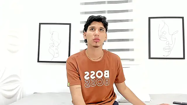 axel alvareez online show from September 9, 2025, 3:05 am