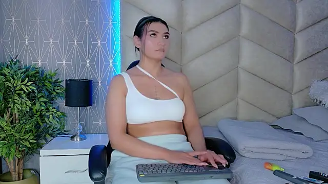 Snapshot of samiradoll chatting on February 11, 2026, 2:33 am samiradoll online show from February 11, 2026, 2:33 am