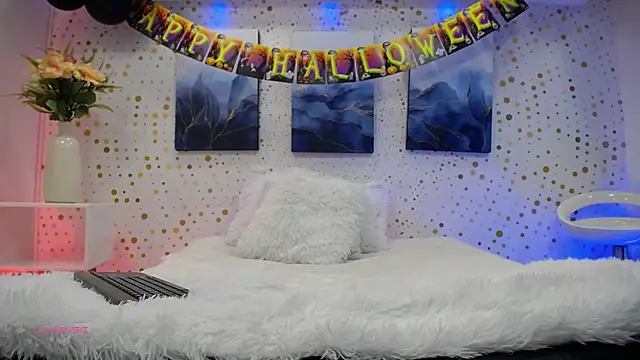 Snapshot of ArianaSantana chatting on October 10, 2025, 12:50 pm ArianaSantana online show from October 10, 2025, 12:50 pm