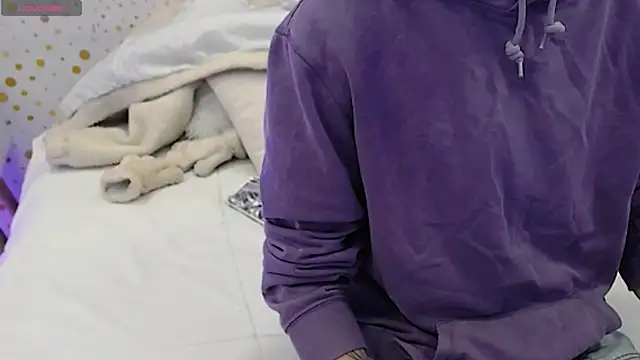 Snapshot of ArianaSantana chatting on October 19, 2025, 12:41 pm ArianaSantana online show from October 19, 2025, 12:41 pm