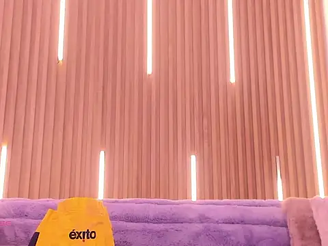 Snapshot of ArianaSantana chatting on December 4, 2025, 1:21 pm ArianaSantana online show from December 4, 2025, 1:21 pm