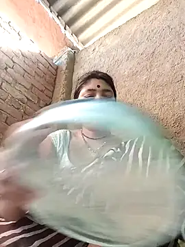 Rashili jaan online show from December 17, 2025, 3:55 am