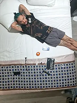 Snapshot of DrewTheTOP chatting on November 20, 2025, 12:06 pm DrewTheTOP online show from November 20, 2025, 12:06 pm